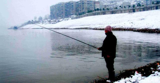 钓了这么多年,才知道调漂要这样弄,找底快上鱼也快,不会的来看