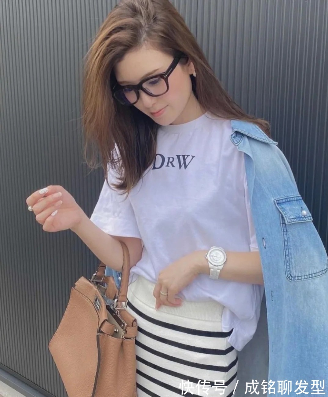 女人|女人穿搭是否高级与年龄无关,只要搭配得当,怎么穿都时尚减龄