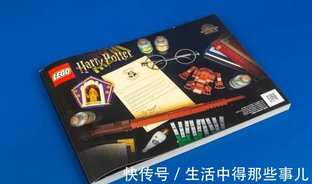 羽毛|乐高哈利波特76391霍格沃茨经典藏品开箱评测!