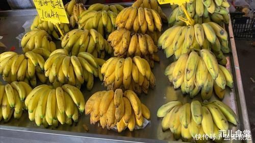 同是香蕉,弯的和直的有什么不同?老果农:区别很大,千万别选错