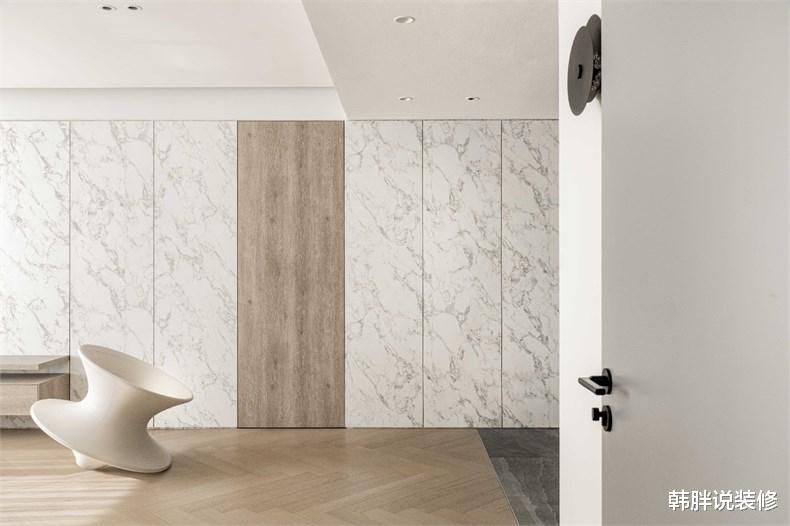 走墙|160㎡极简新房，给装修做减法，大白墙+无主灯，那叫一个高级