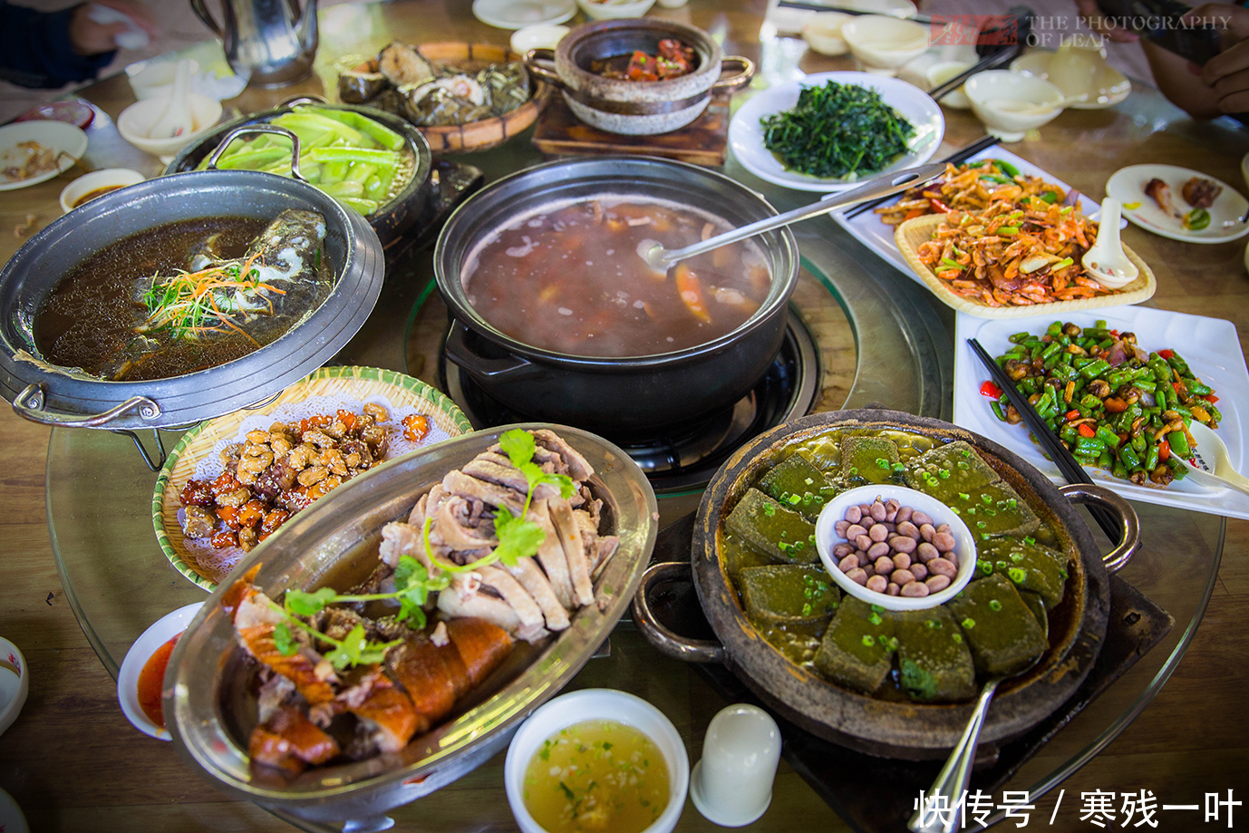 海南|海南特色网红农家菜,一桌十二道菜1200元,你觉得怎么样?