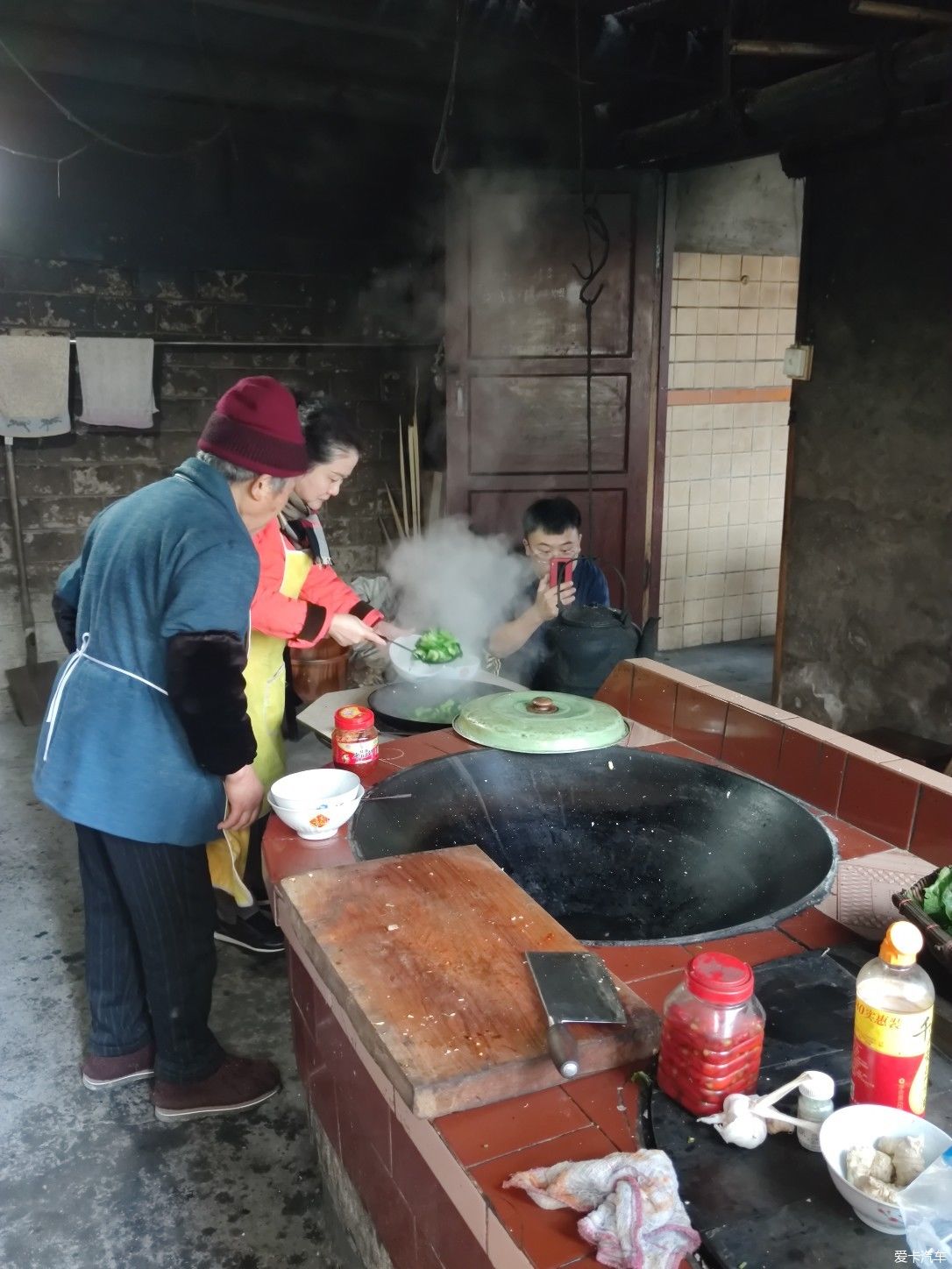 中年|到乡坝头吃农家饭