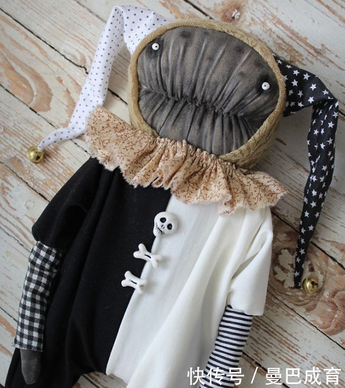 美女&俄罗斯美女手工艺术家和她独特的玩偶们!