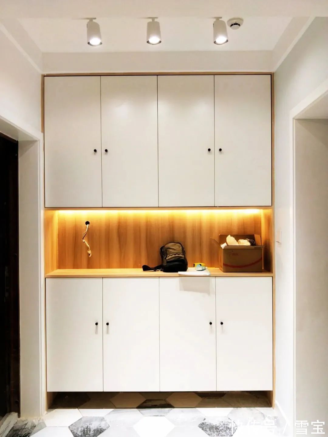 定制|定制鞋柜“千篇一律”,实用设计“万里挑一”!