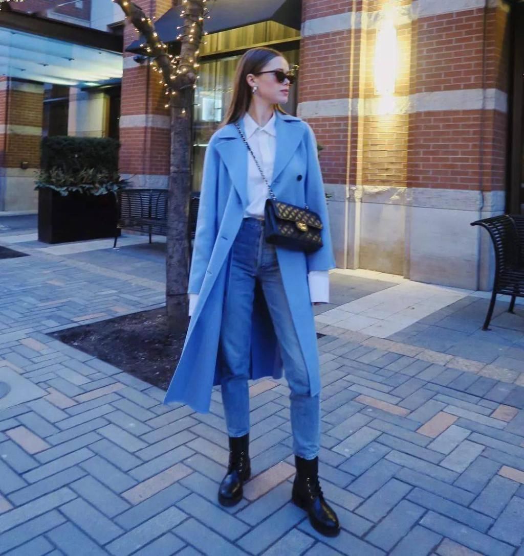  黑色|比驼色显白，比黑色高级，大衣今年流行这5个颜色！