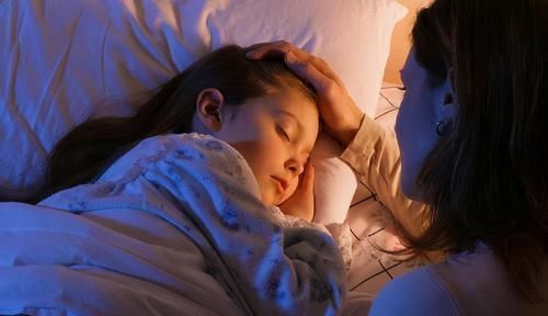 哈佛大学|哈佛大学研究发现:孩子在2个“黄金期”睡觉,更有助于大脑发育