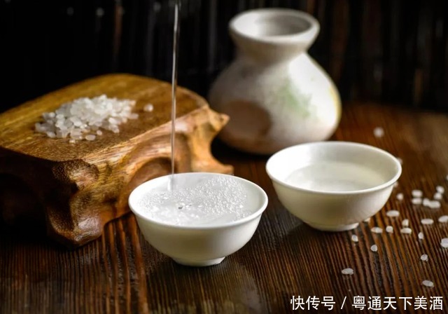 年会上那些酒桌礼仪小细节,你知道几个?这几个细节不要再忽略