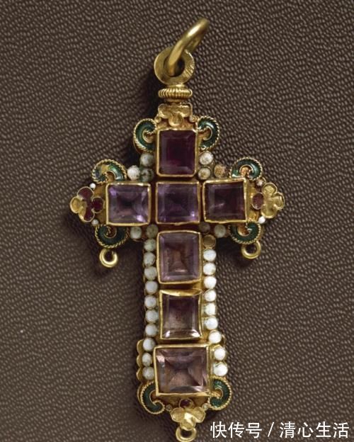 风格 巴洛克珠宝浪漫又绚丽,它的由来你知道吗