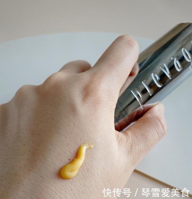 黑色素|15款精华总结:小棕瓶、双萃精华抗老,修丽可全线惊艳真好用