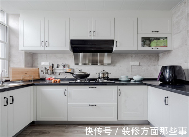 干湿|100平现代风三居室,褪去一身疲惫,拥抱心灵最深处的柔软