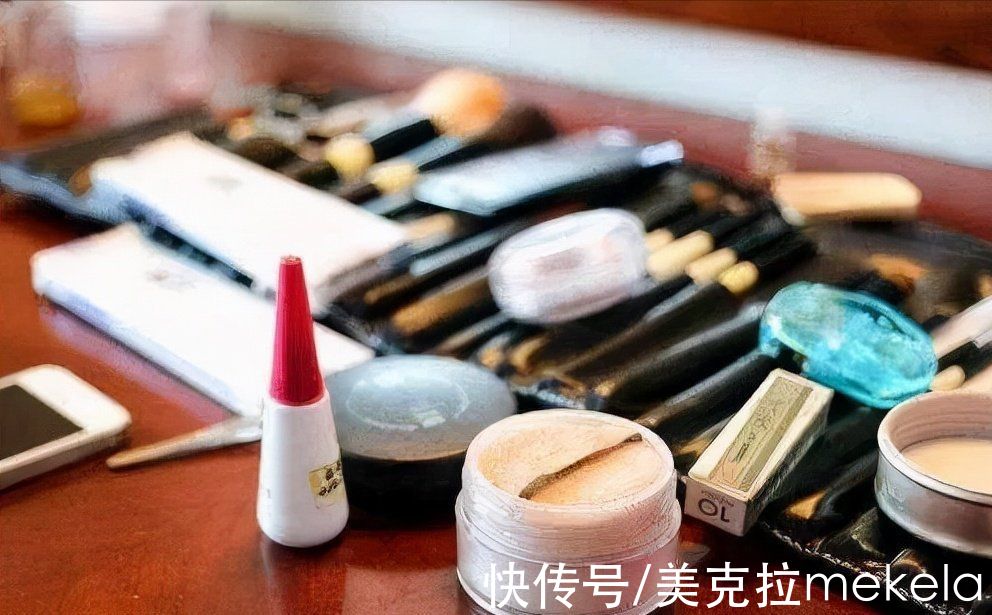 皮肤 平时用护肤品，总觉得都要用一整套，其实大错特错