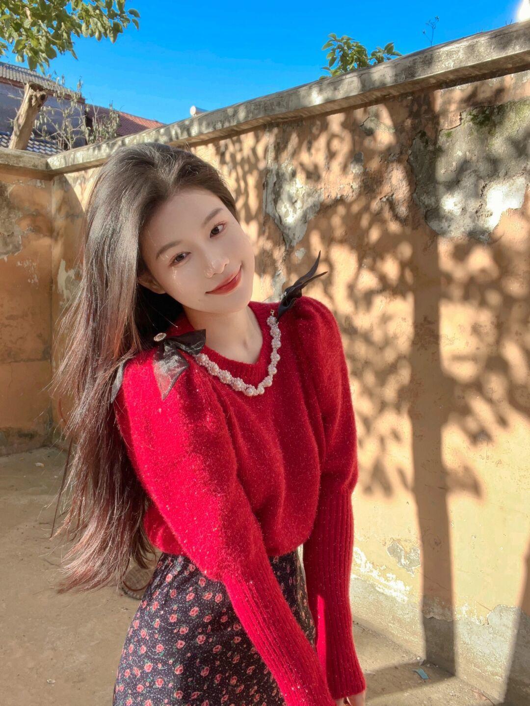 冬天|冬天怎么穿保暖又高级?看看这些“毛衣”穿搭,日常实用不挑人