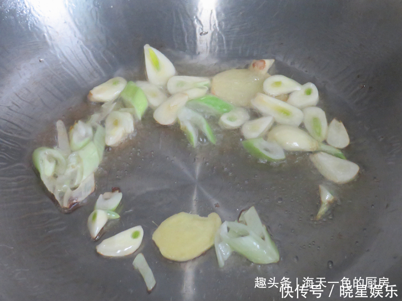 冬天多給老人吃這菜,營養不膩易消化,還能延緩衰老,簡單易做