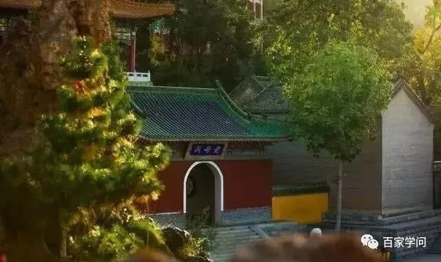 巴斯德#一位无名高僧透露的秘密:人生只要守住四个天机,必能顺风顺水!