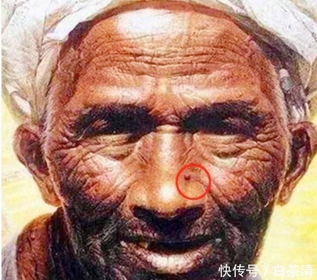 中加|因担心油画《父亲》过不了审查, 罗中立在画中加了一“笔”后重生!