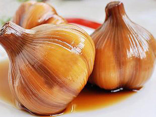 糖醋蒜怎么做?吃货家最简单做糖醋蒜的方法。一步到位