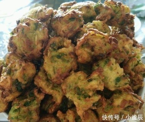 萝卜|60岁奶奶炸萝卜丸子:调面糊时,不加水只加它,丸子又香又脆