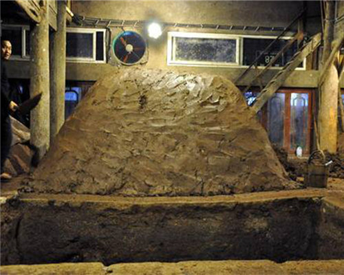 世界上最贵的泥巴,比黄金还值钱的活文物,日本用高科技仿制无果