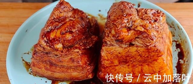 怪不得宴席上扣肉那么美味原来有技巧的，学好给亲人做！