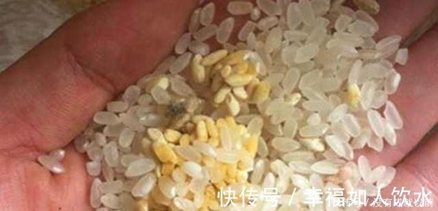 卫生间里这东西，家家户户都有，但它会产生黄曲霉，以后别用了