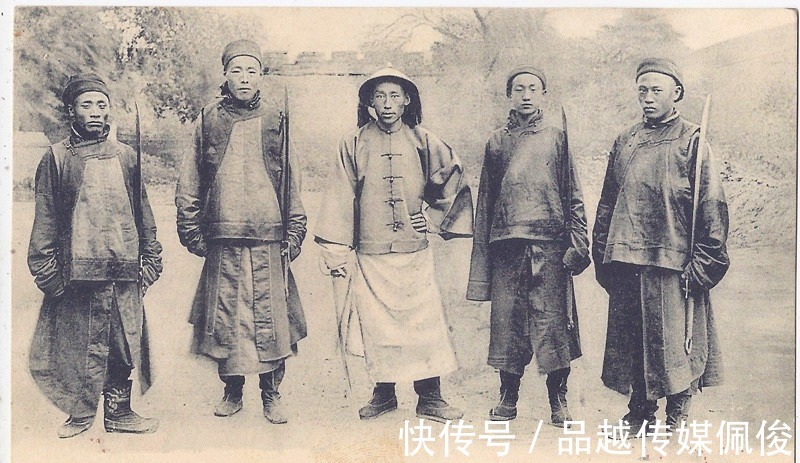 饥民|晚清时节，有悍匪名叫“张麻子”，此人极具传奇，但身世成谜