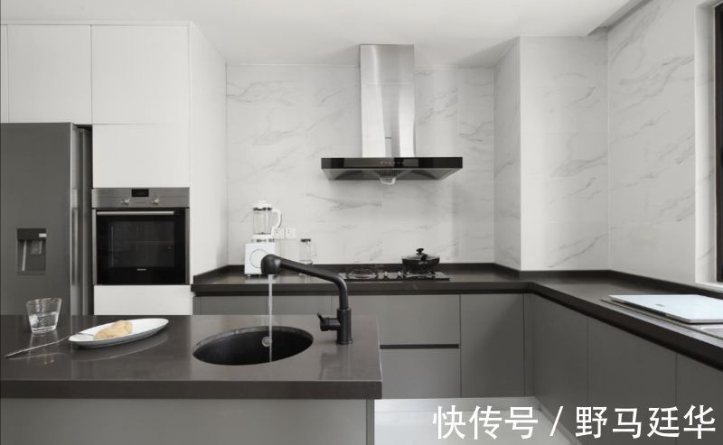 简约风格|这套124平米的四居室,最后还是选定简约风格,效果竟远超预期