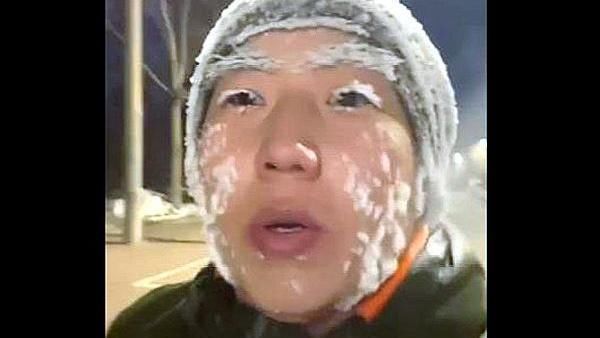 严寒|小伙早上跑步冻成“圣诞老人”,东北人的耐寒属性南方人不服不行