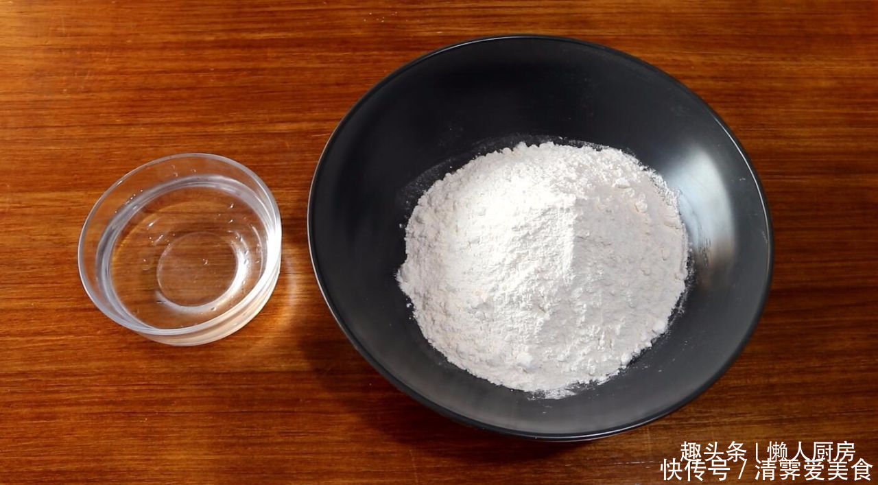 薄饼|这是薄饼最简单的做法,柔软筋道不破皮,放凉了也不发硬