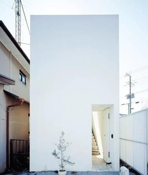 面积|38㎡小户型,一半面积是庭院,到了晚上才知道这样设计有多高级!