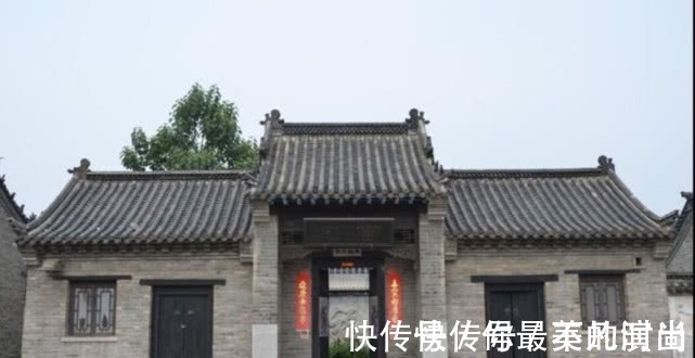 祝福!一副祝福的对联,却把人骂得体无完肤,究竟有何玄机!