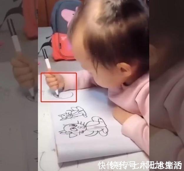 宝藏女孩|“我是个只有两岁刚拿笔乱画的娃”,网友起手的圆,我就输了