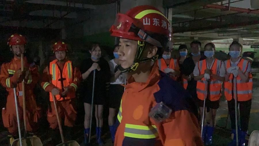 蓝朋友|在河南抗洪抢险救援现场，这位“蓝朋友”过了一次难忘的生日