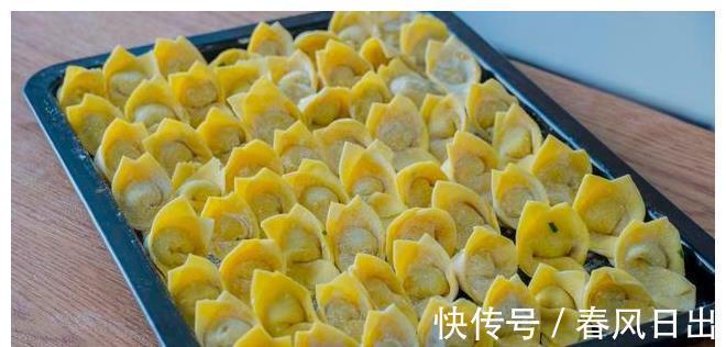 上劲儿|早餐就馋这馄饨,调馅和面调汤底,做法详细讲解,皮薄馅大超好吃