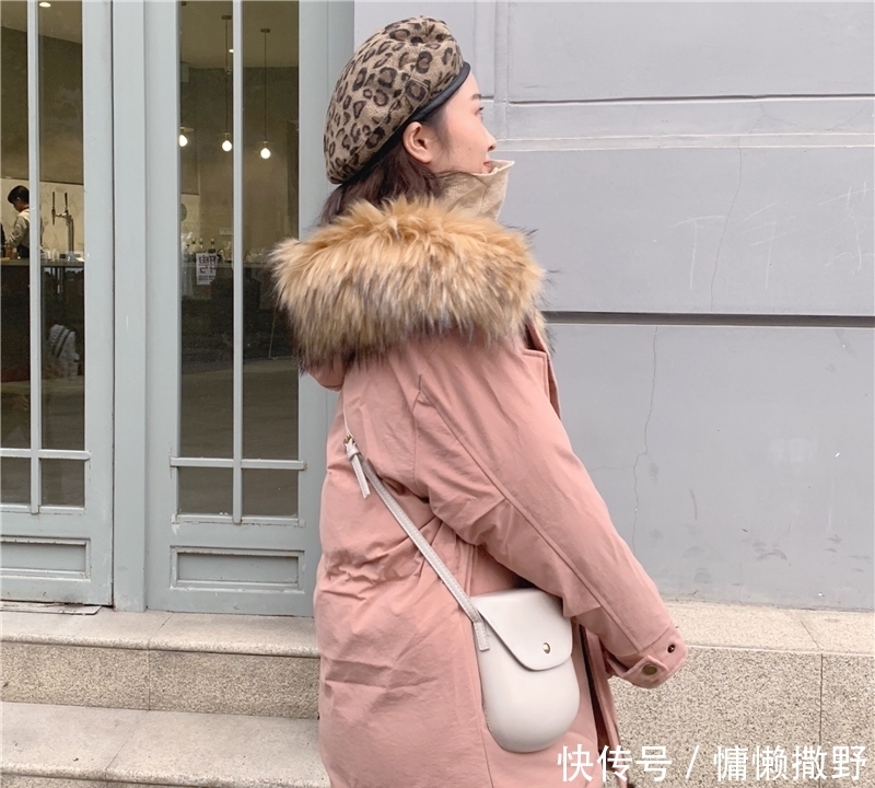 买下|再三建议:羽绒服就买下图这些款式,抗寒又有女人味,关键贼洋气