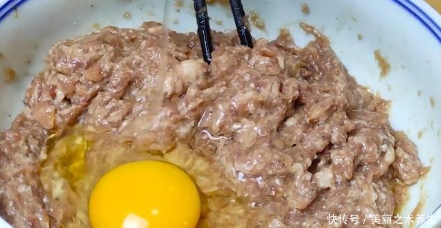 饺子馅好吃有秘诀,教你饭店不外传的配方,肉馅鲜香美味不腥!