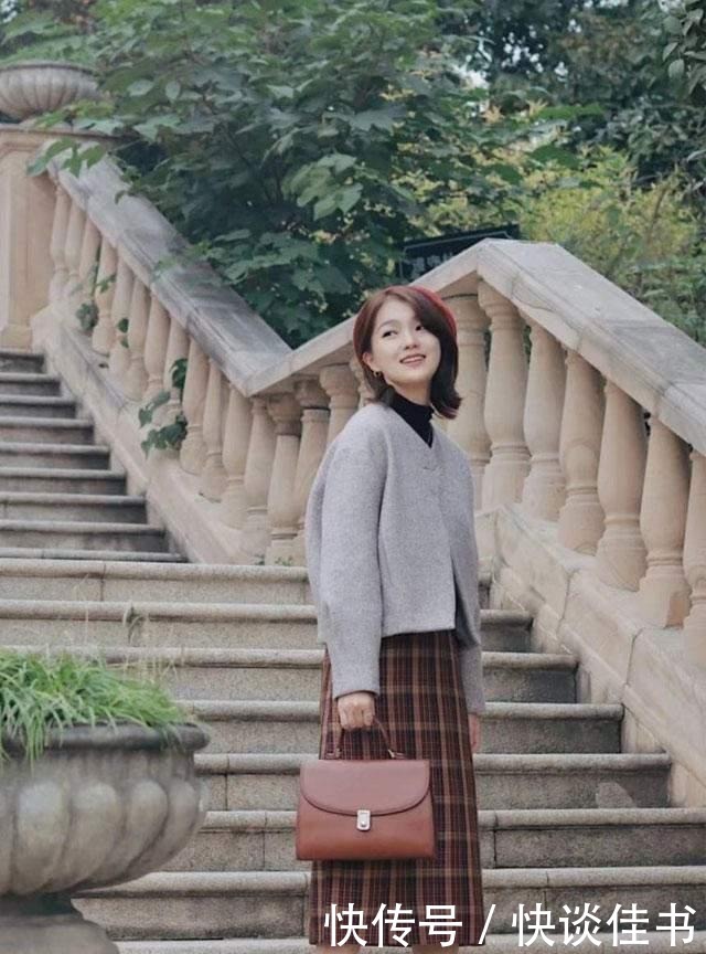 上装|初冬建议多穿裙装!无论搭配什么上装都显气质,和冬天很配