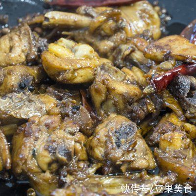  鸡肉|家常菜这么多，小鸡炖蘑菇一定不可错过