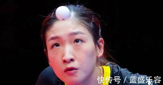 世锦赛|不愧女乒颜值与品牌担当!刘诗雯当选2021中国十大品牌年度人物!