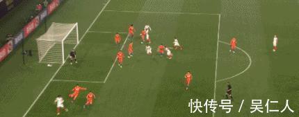 山东|第82分钟绝杀,1-0!山东泰山加冕双冠王,创造6大纪录,郝伟神了