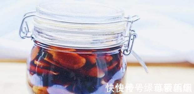 食物|为什么要用醋浸泡生姜?如果你每天吃一片,四种好处可能会悄悄来