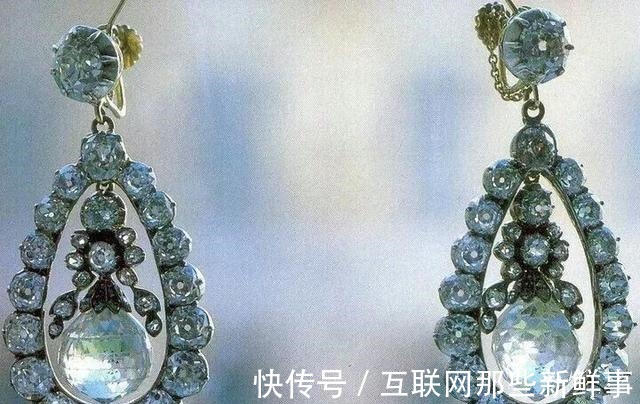 最爱 那么重的耳环为什么却成为了王室女性的最爱!