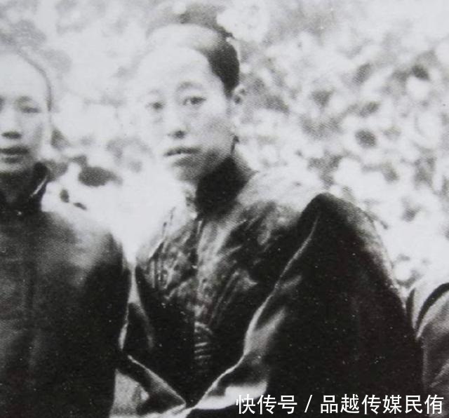 谋求|大清亡国后,此人竟一直谋求复国,甚至认为:现在除了皇帝我最大