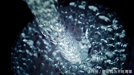 开水|白开水还有保鲜期?6个喝水窍门教你健康喝水!