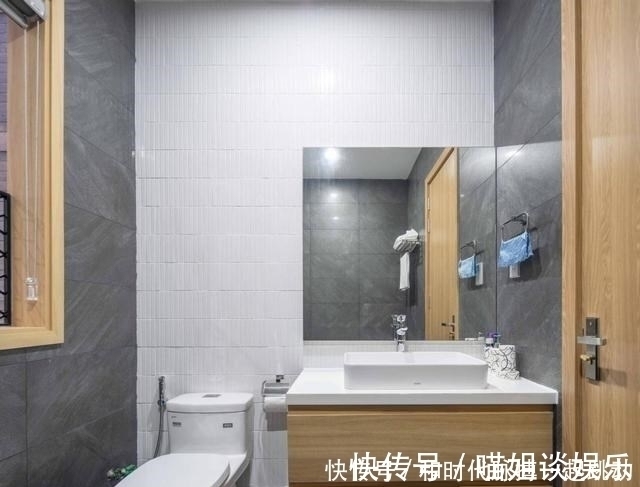 壁挂电视|卖掉城里100㎡,回农村建230㎡别墅,一楼院子顶楼露台,生活安逸