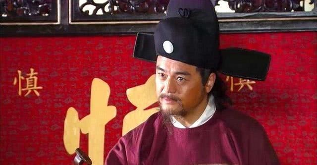 朱元璋|朱元璋封赏了一个儿时玩伴,另一个发小听闻后前来,却被他给斩了