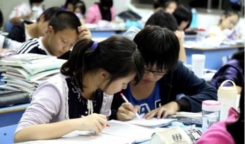 平庸|长大后有出息的孩子,班级成绩往往都是这3类,你在其中吗?