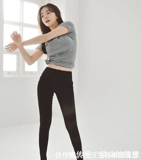 紧身打底裤|紧身打底裤美女,纤细腿部线条,高挑丰腴的身材,让人心动不已
