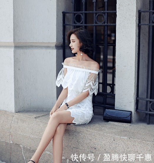 凸显|小姐姐爱穿露肩短裙,凸显性感诱人锁骨,尽显女性的优雅气质