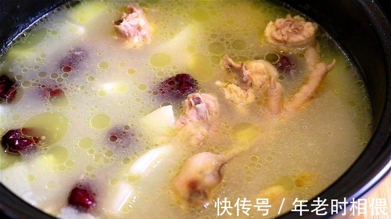 养娃|9月大宝宝因吃错辅食入院,医生无奈养娃不能大意,别乱喂辅食